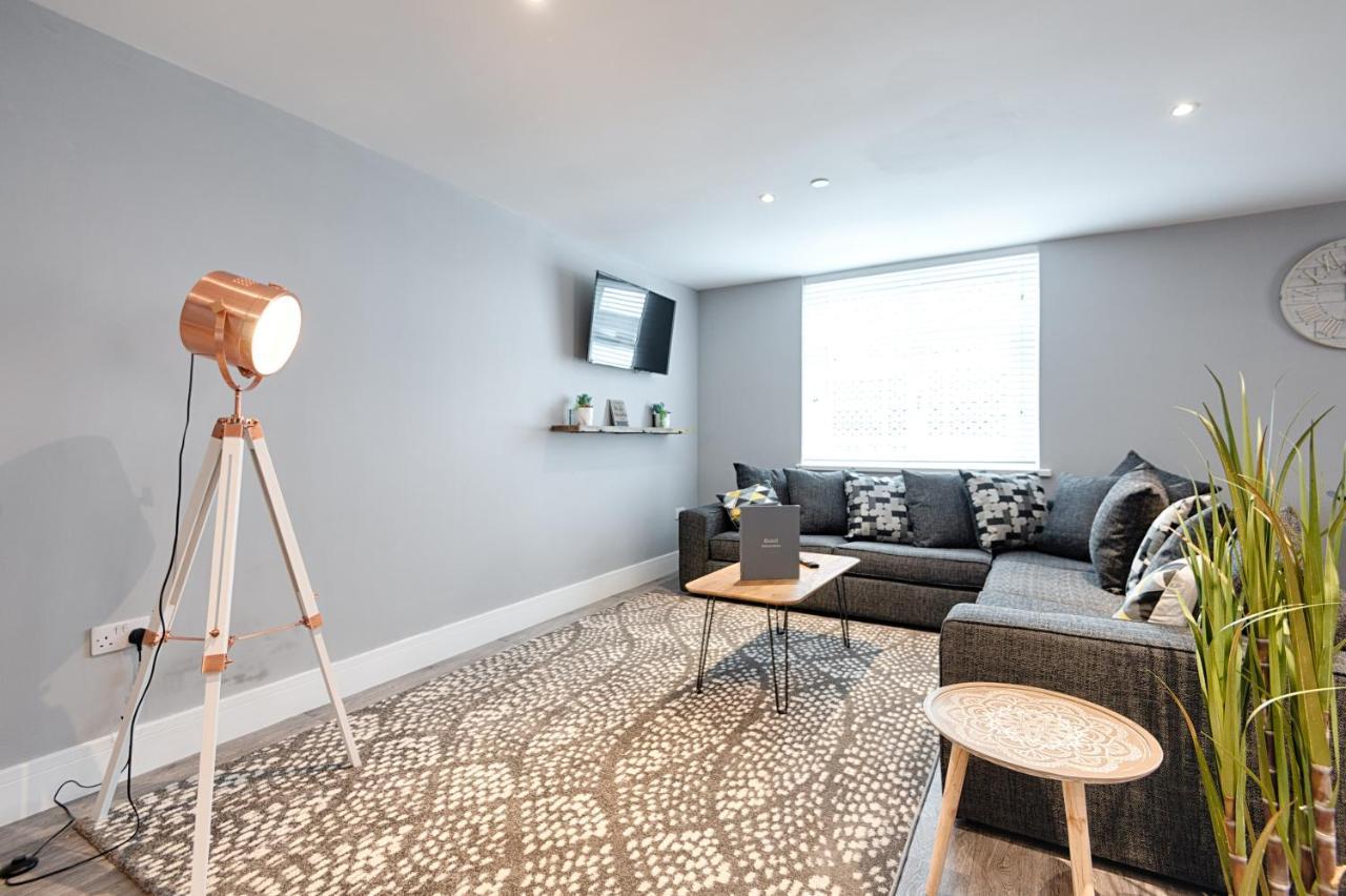 3 Rm Studio, Open-Plan Living, Dining, & Kitchen Llanelli Exterior photo